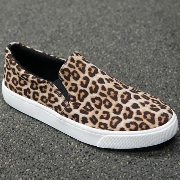 Cheetah Sneakers - Picture 3 of 3